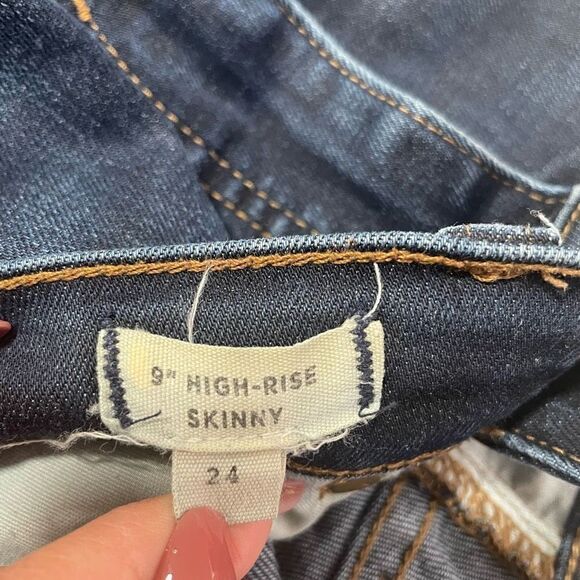 Madewell‎ Women’s Dark Wash 9” High Rise Skinny Distressed Jeans Size 24 - Picture 8 of 9